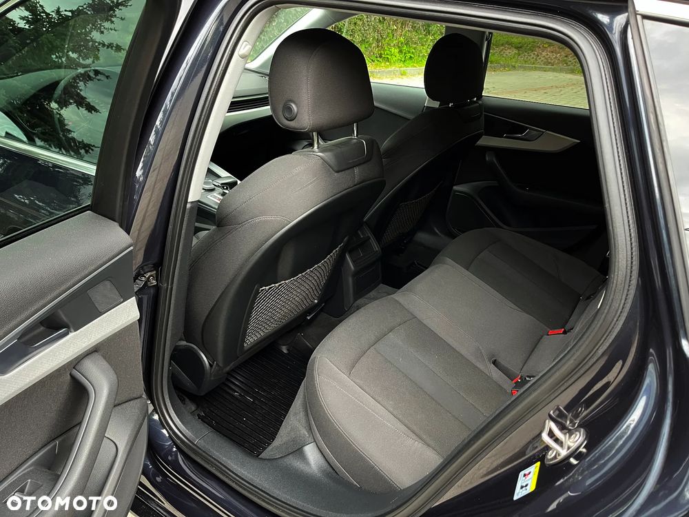 Audi A4 Avant - 9