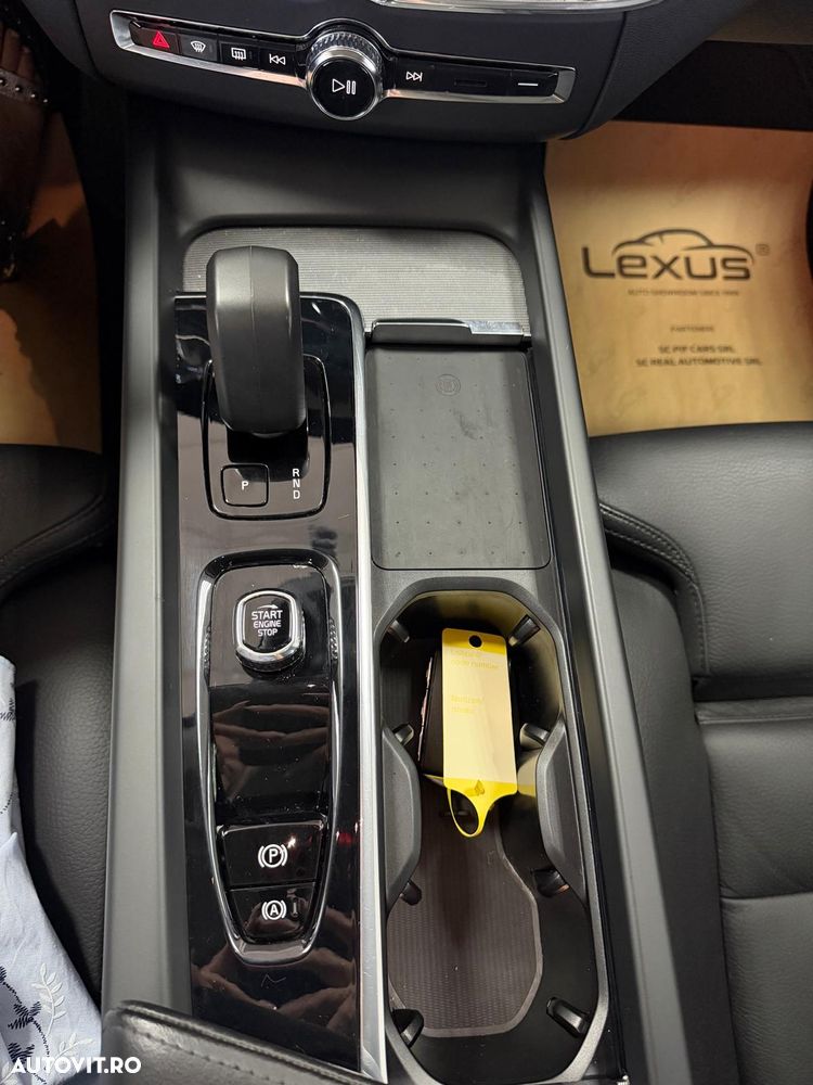 Volvo XC 60 T6 AWD Recharge Geartronic Inscription - 31