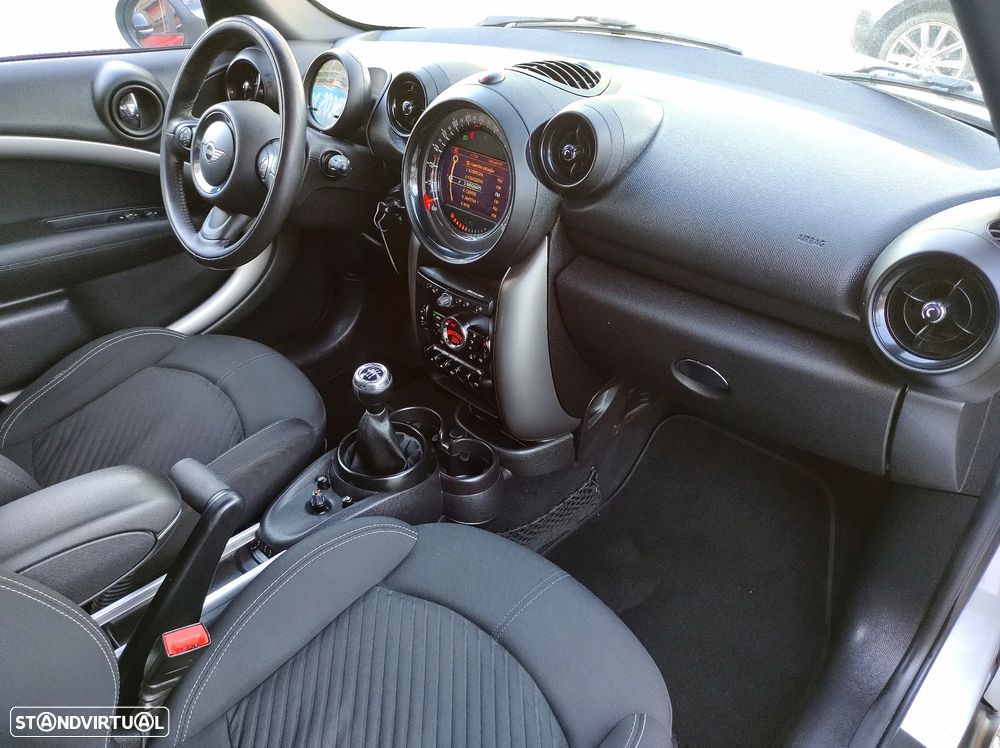 MINI Countryman Cooper D - 22