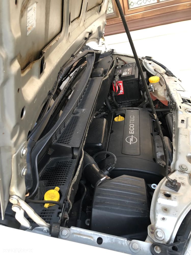 Opel Meriva 1.6 Cosmo - 16