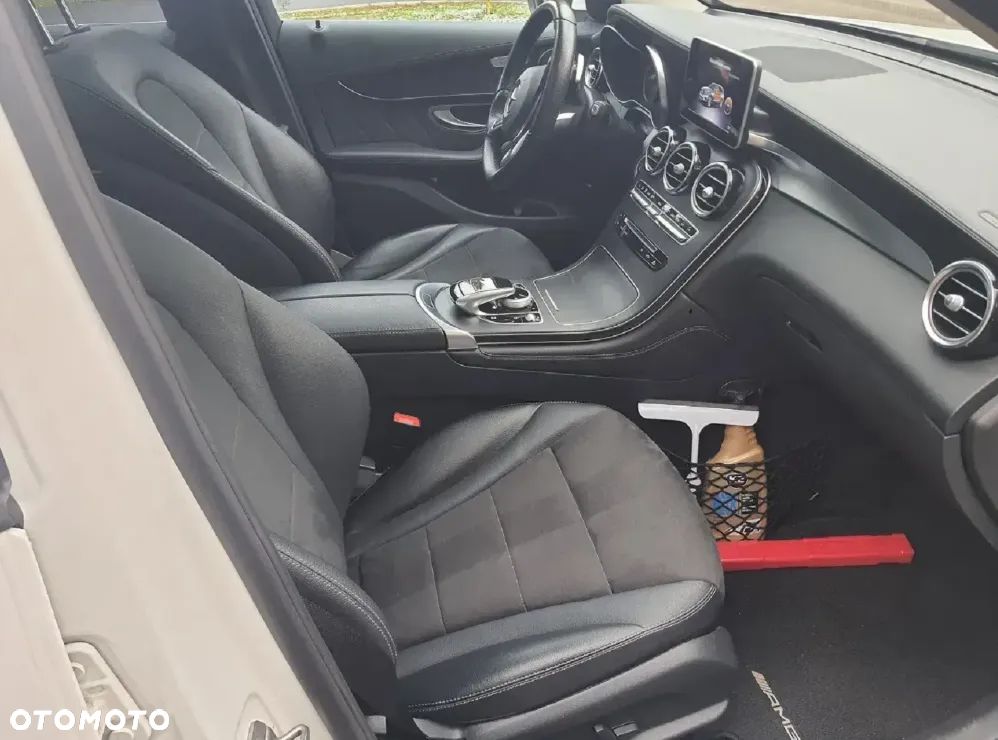 Mercedes-Benz GLC - 9