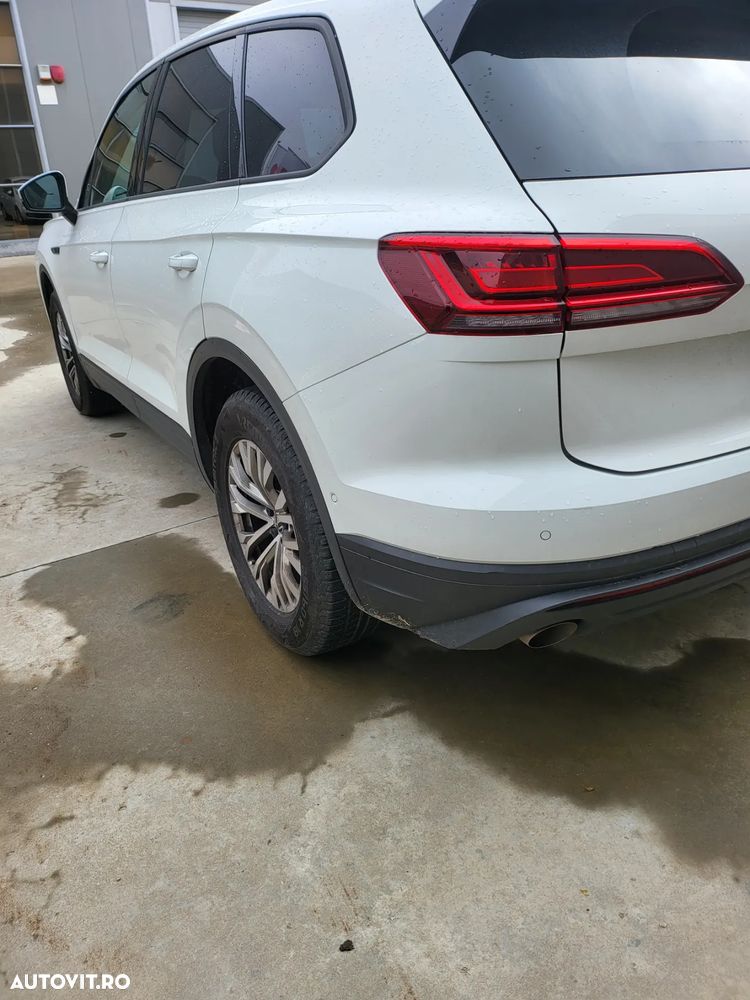 Volkswagen Touareg V6 TDI Style - 4
