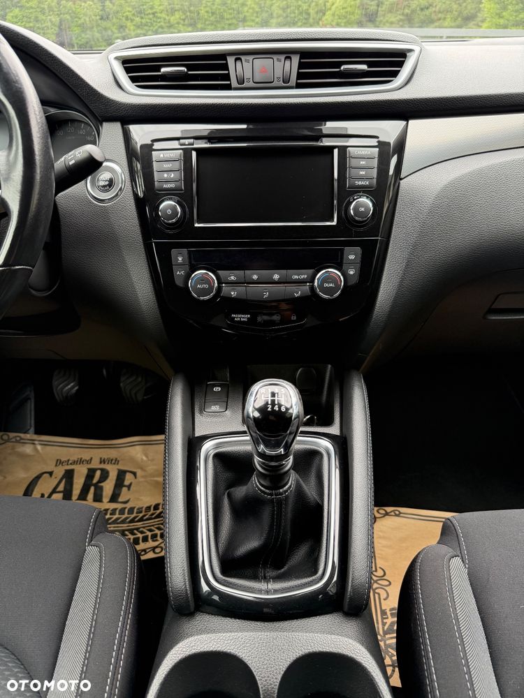 Nissan Qashqai 1.5 dCi Tekna - 16