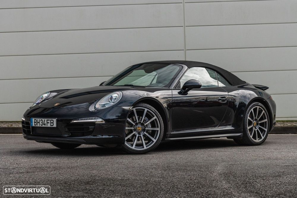 Porsche 911 (991) Carrera 4 Cabriolet PDK Black Edition - 3