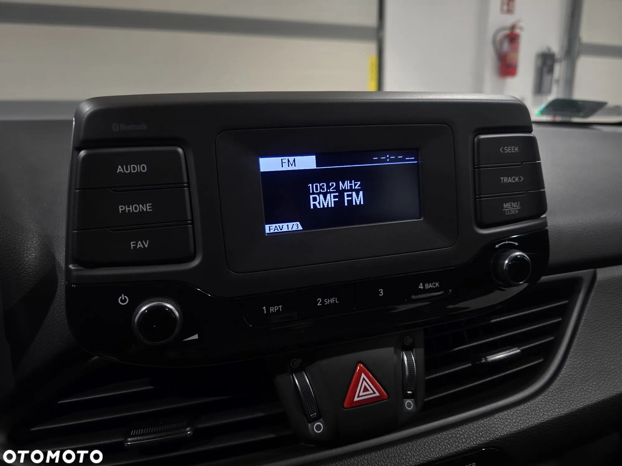 Hyundai i30 1.5 DPI Classic + - 10