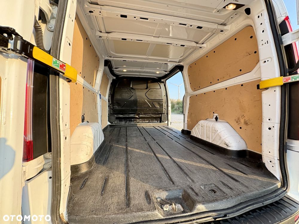 Ford Transit Custom - 18