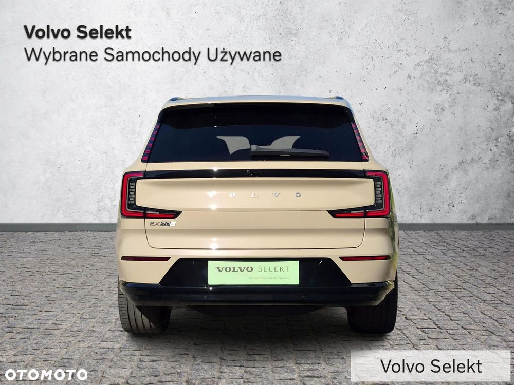 Volvo EX90 - 5