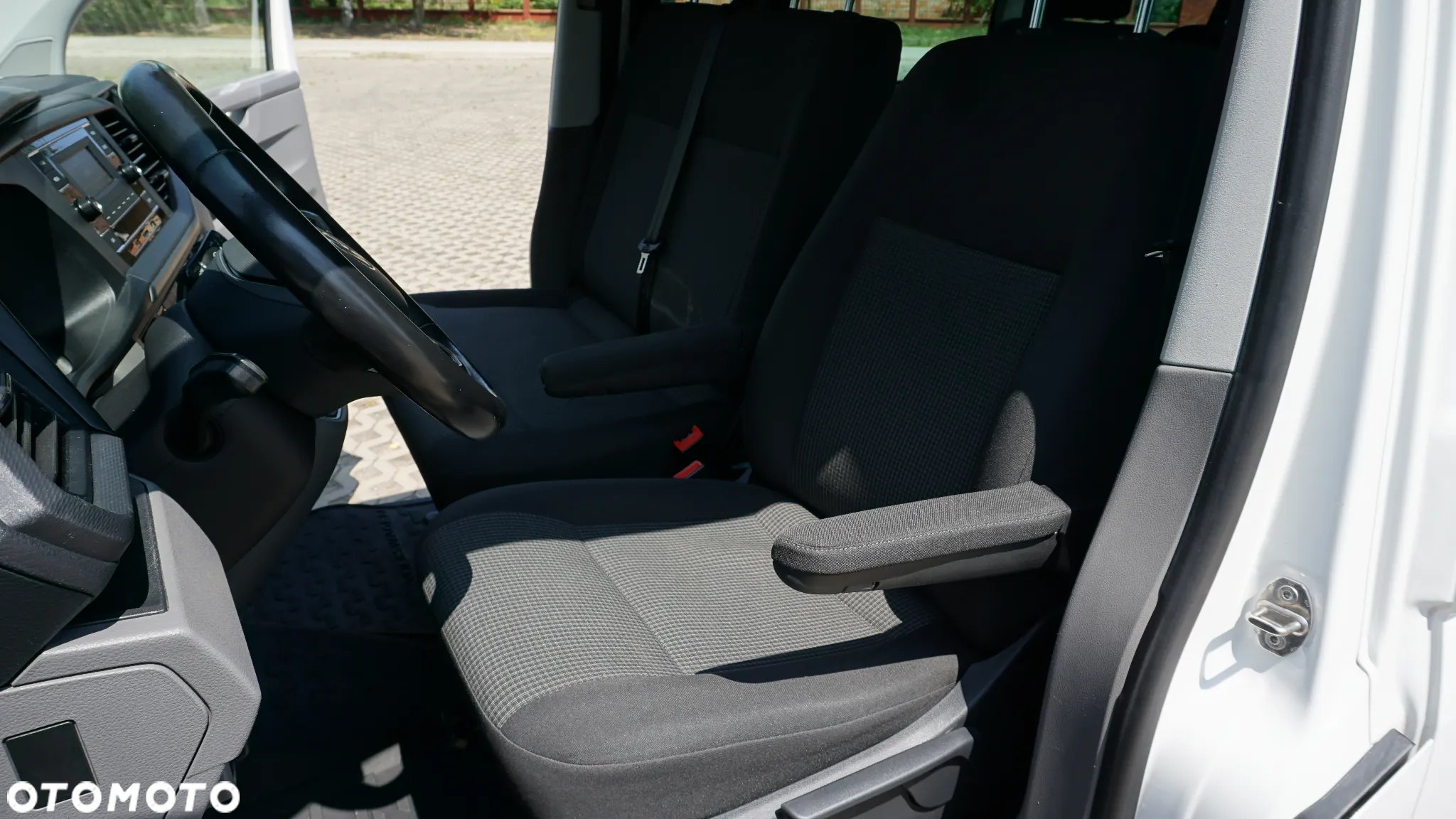 Volkswagen Transporter Kombi T6.1 TDI L2H1 - 11