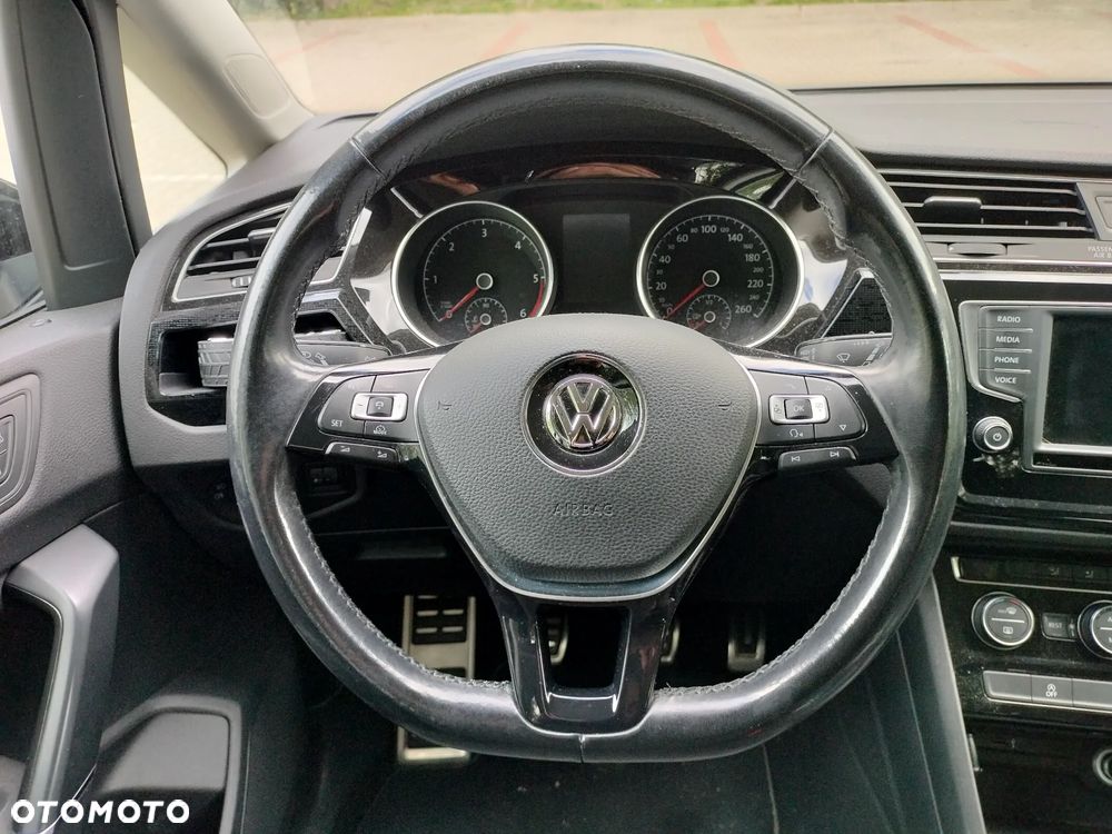Volkswagen Touran 1.6 TDI SCR (BlueMotion Technology) SOUND - 9