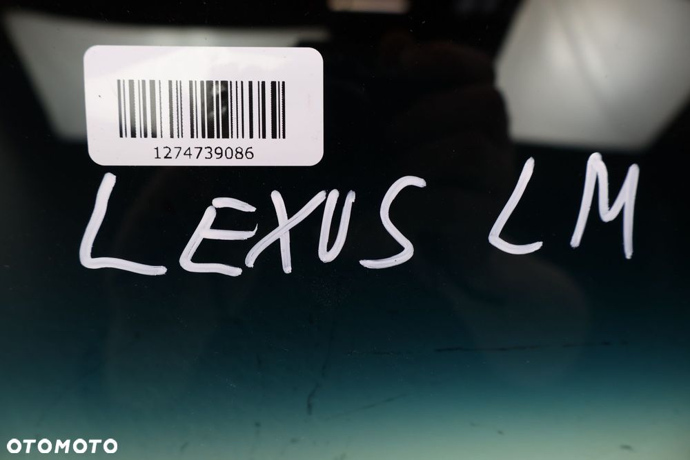 LEXUS LM II SZYBA CZOŁOWA - 9