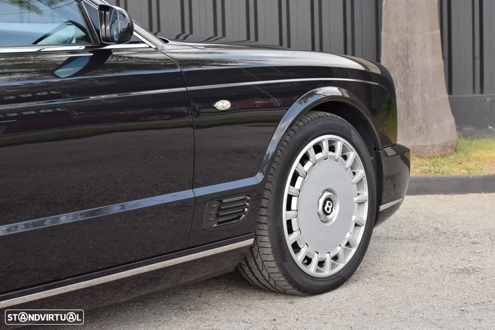 Bentley Brooklands - 19