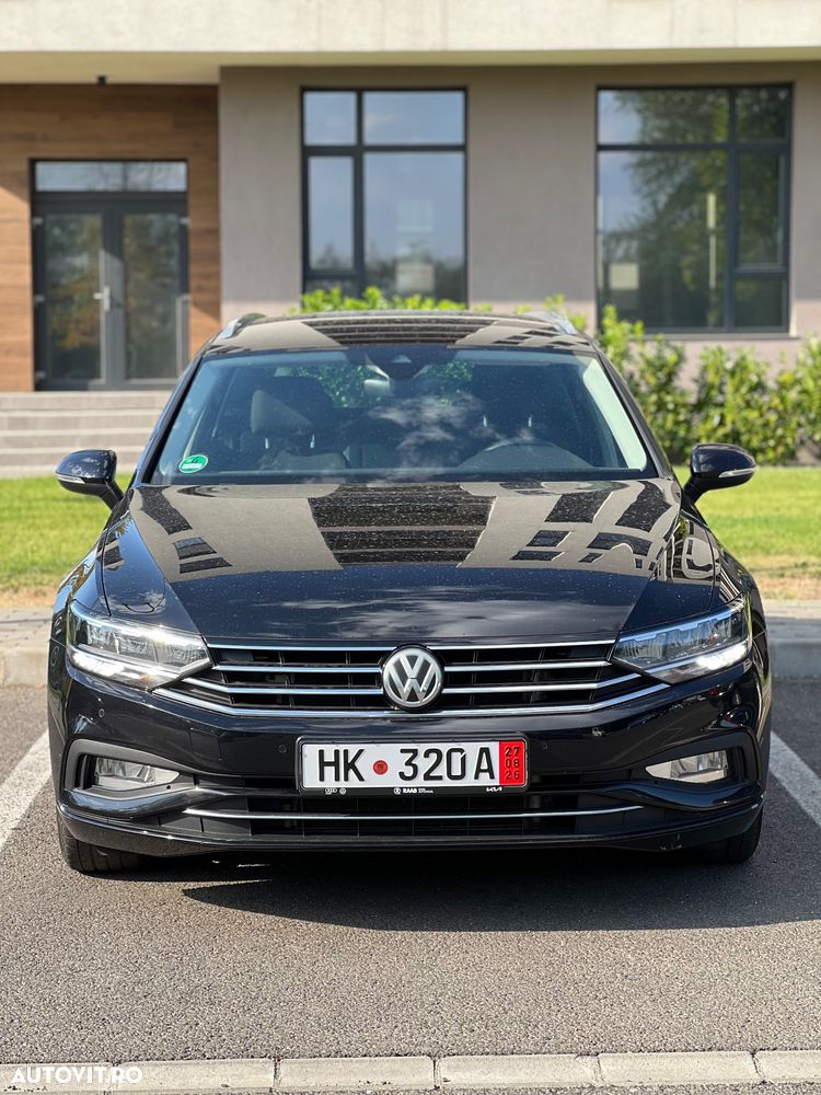 Volkswagen Passat 2.0 TDI SCR DSG Elegance - 9
