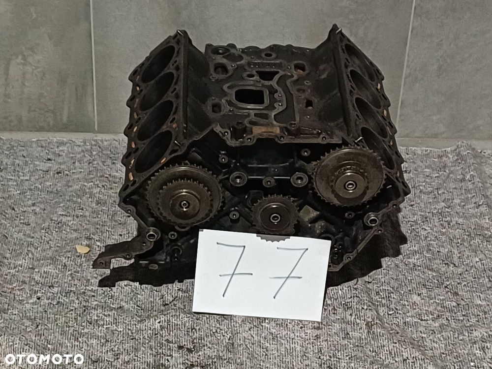 NR 77 Blok Silnika do Audi A8 D3 4,2TDI 057103021AA - 1