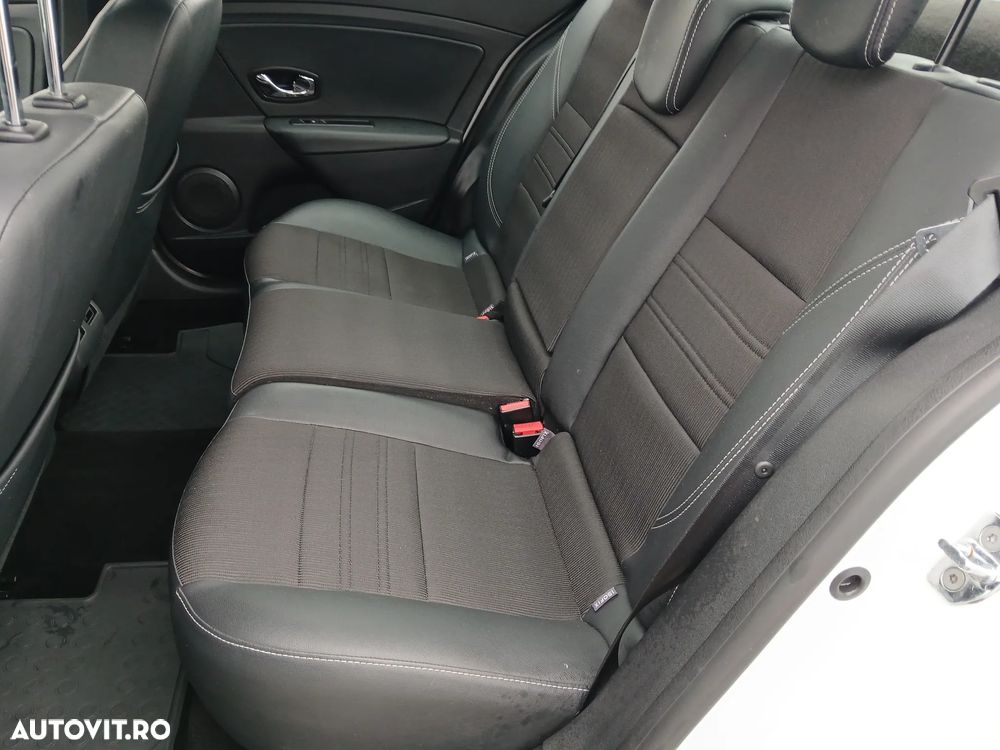 Renault Fluence 1.6 dCi Dynamique - 8