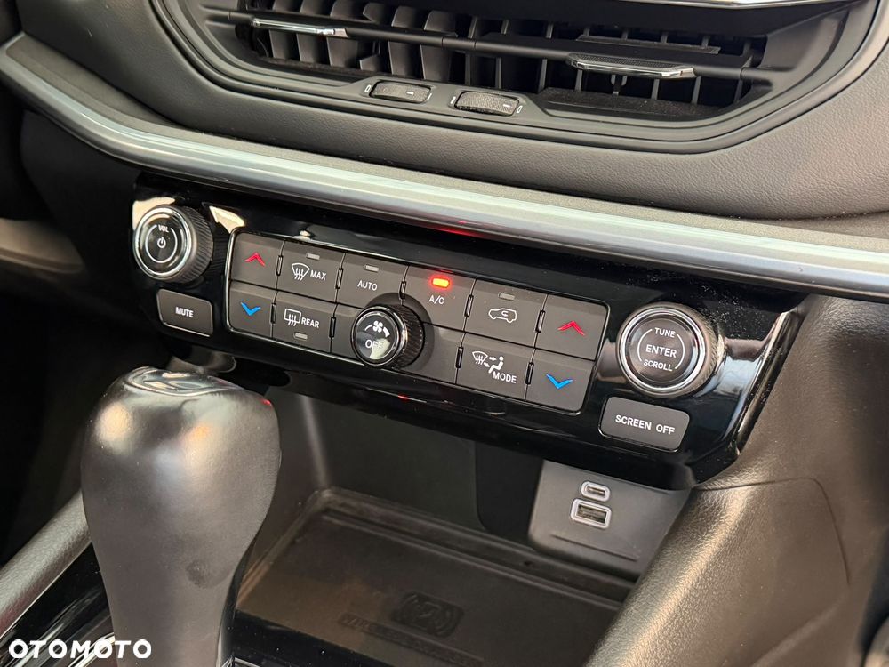 Jeep Compass 1.5 T4 mHEV Limited FWD S&S DCT - 21