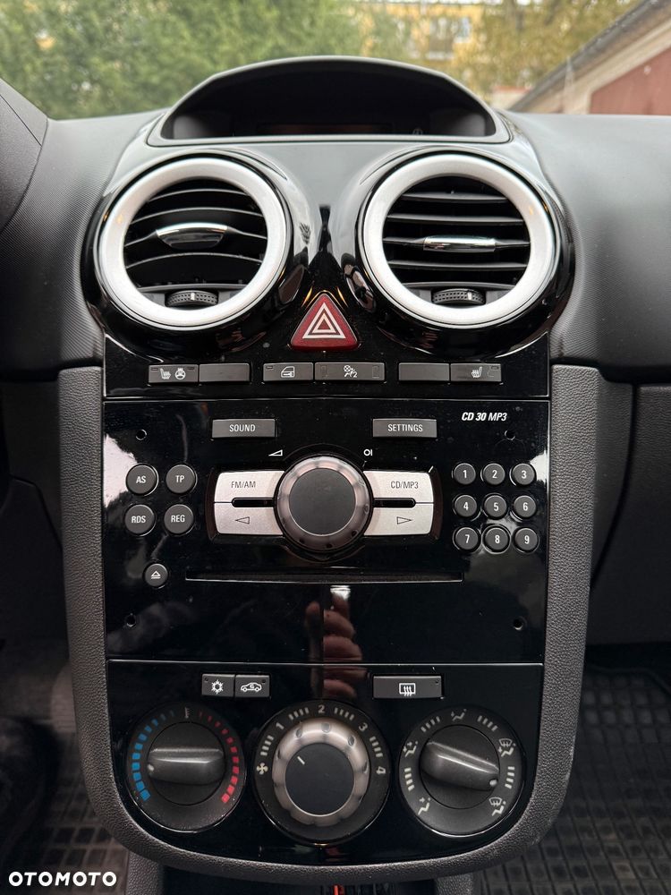 Opel Corsa 1.3 CDTI Cosmo - 17