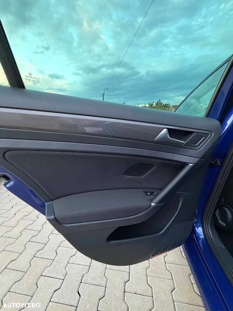 Volkswagen Golf 2.0 TDI Join - 25