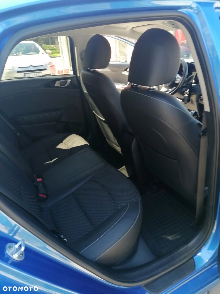 Kia Ceed 1.4 L Business Line - 13