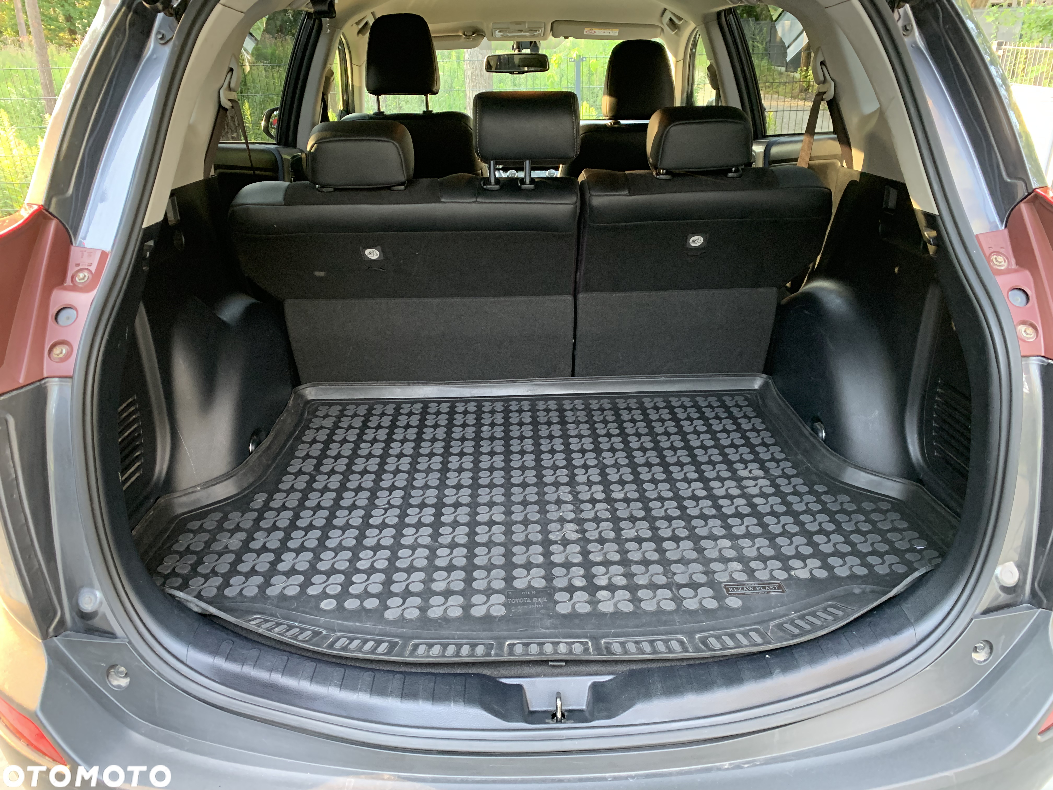 Toyota RAV4 2.0 D-4D Premium - 18