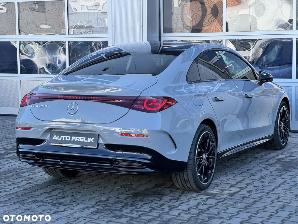 Mercedes-Benz CLA 250+ 85kWh - 9
