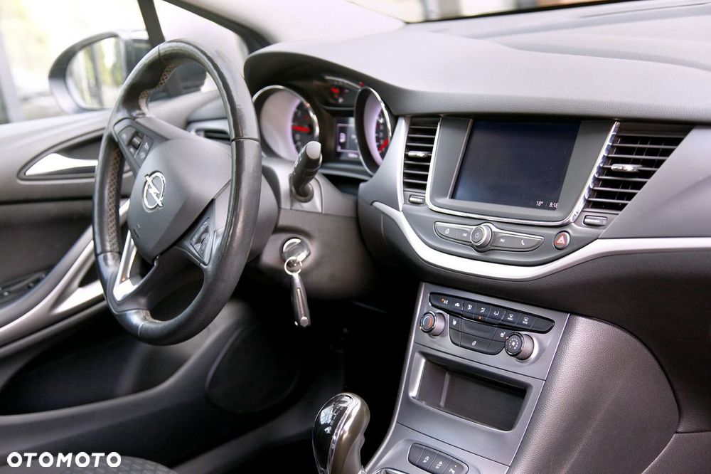 Opel Astra 1.2 Turbo Edition - 9