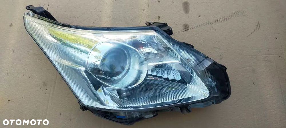 LAMPA LEWA PRAWA XENON TOYOTA AVENSIS T27 09-12 - 2