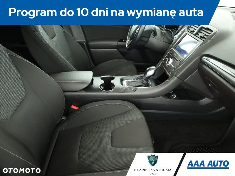 Ford Mondeo - 8