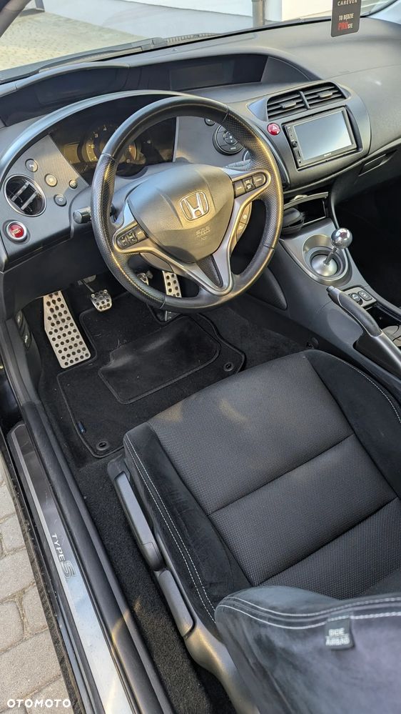 Honda Civic 1.8 TypeS + - 11
