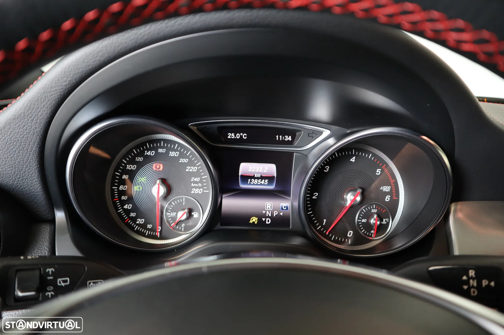 Mercedes-Benz GLA 220 CDi AMG Line - 21