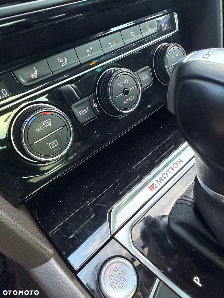 Volkswagen Passat - 17