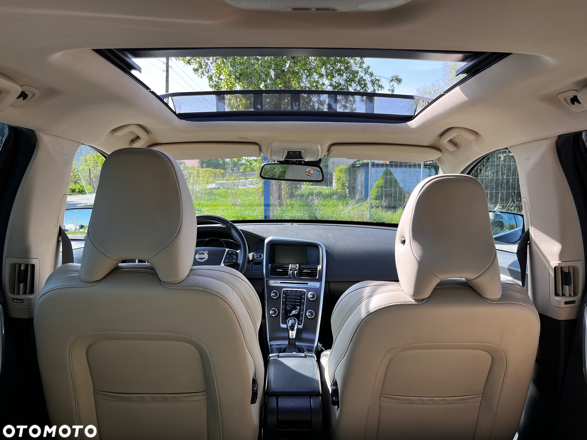 Volvo XC 60 D5 AWD Momentum - 9