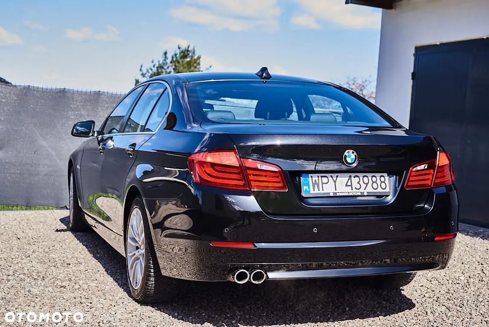 BMW Seria 5 530d xDrive - 5