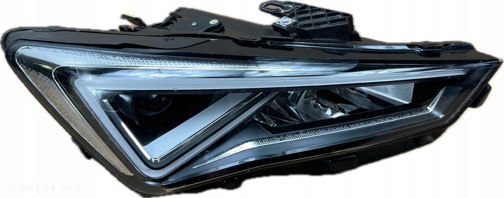 CUPRA FORMENTOR LAMPA PRAWA PRZÓD FULL LED 5FG941008F - 2