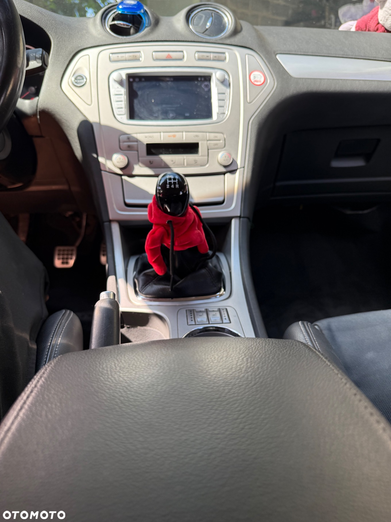 Ford Mondeo 2.0 Ambiente - 2