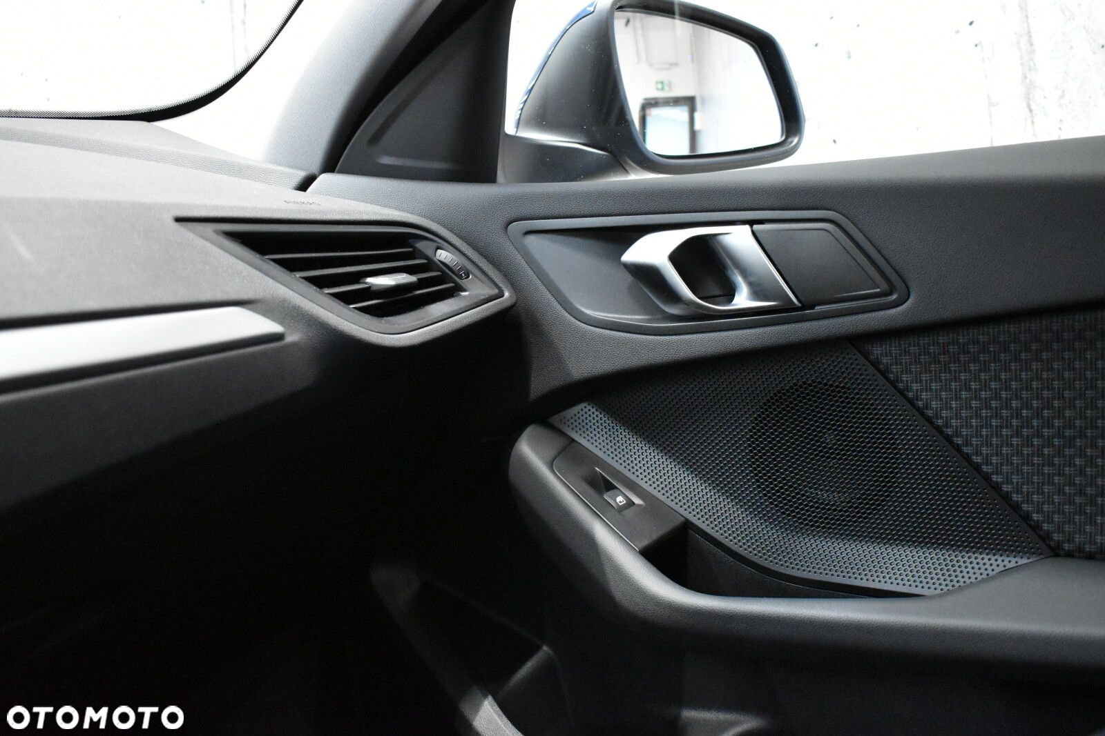 BMW Seria 1 118i Advantage - 17