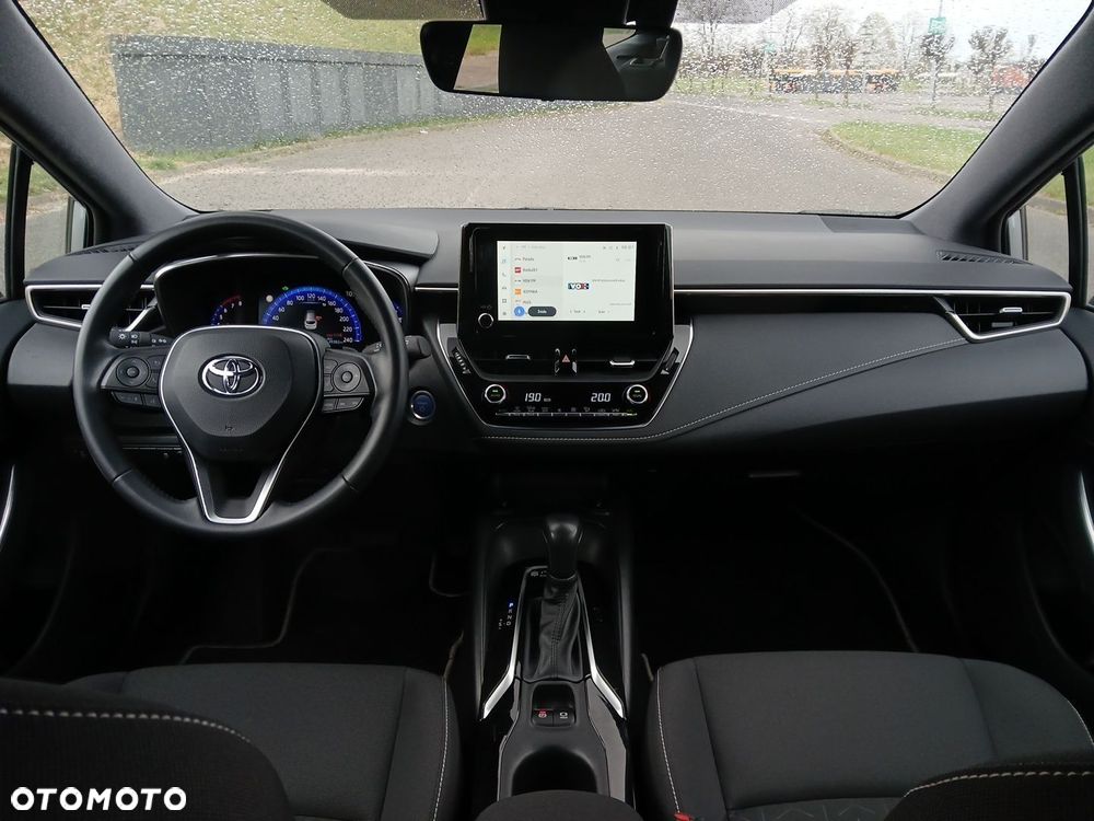 Toyota Corolla 2.0 Hybrid Comfort - 22