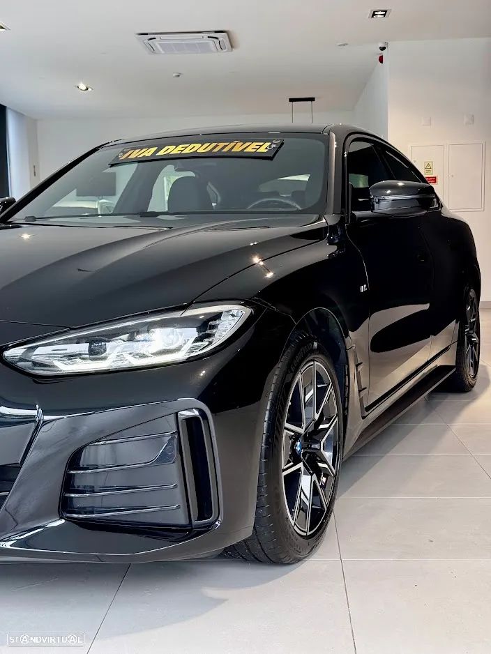 BMW i4 eDrive40 Pack Desportivo M - 9