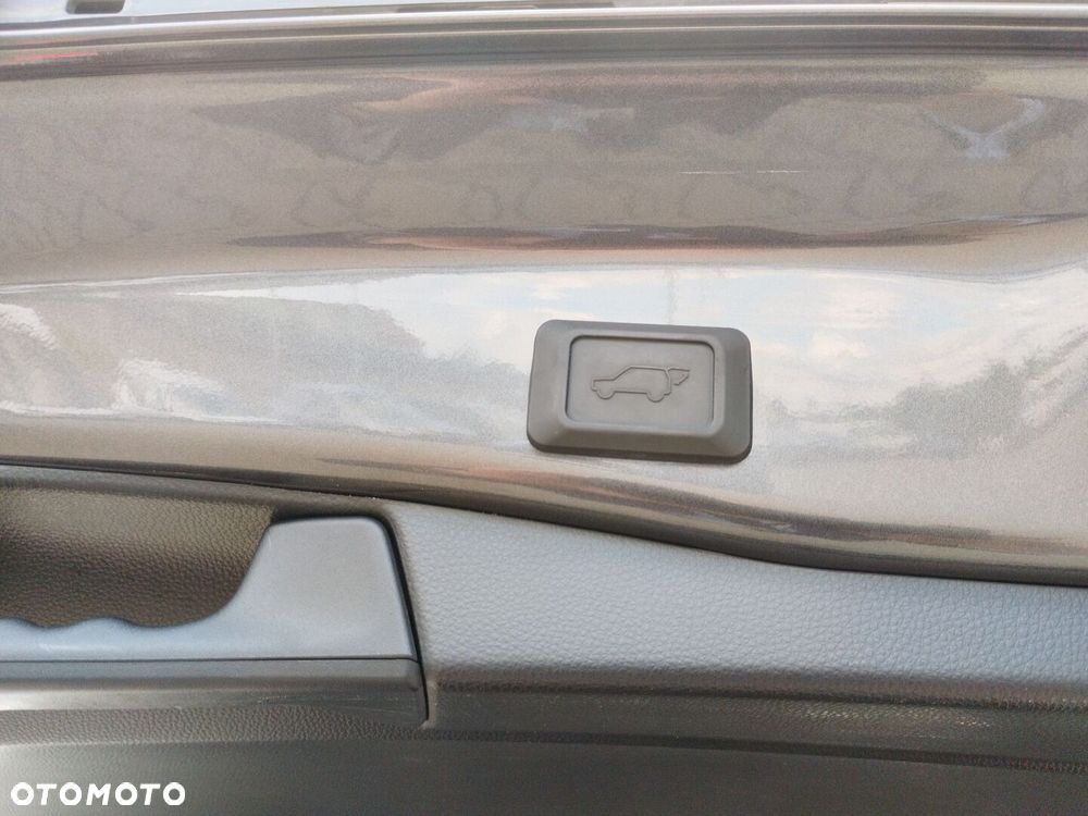 Toyota RAV4 2.5 Hybrid GR Sport 4x4 - 27