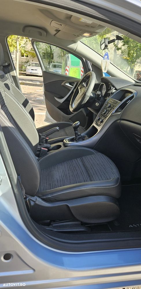 Opel Astra 1.6 TWINPORT ECOTEC Enjoy - 3