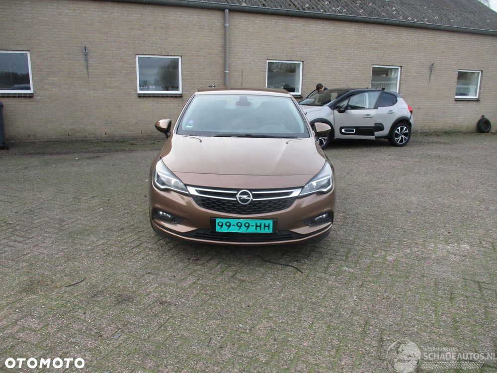 Hyundai Tucson 2.0 Elegance / Premium - 4