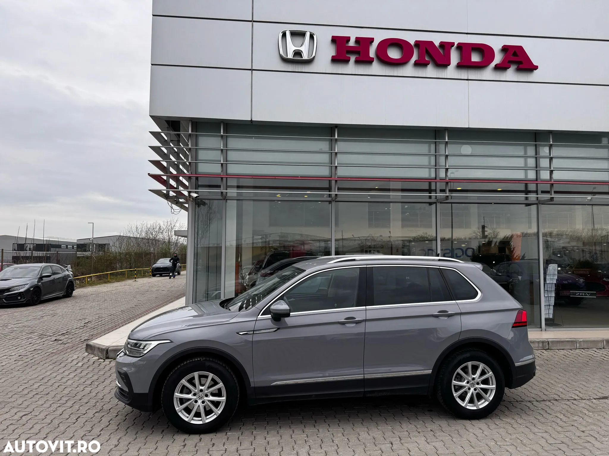 Volkswagen Tiguan 1.5 TSI ACT DSG Trendline - 5