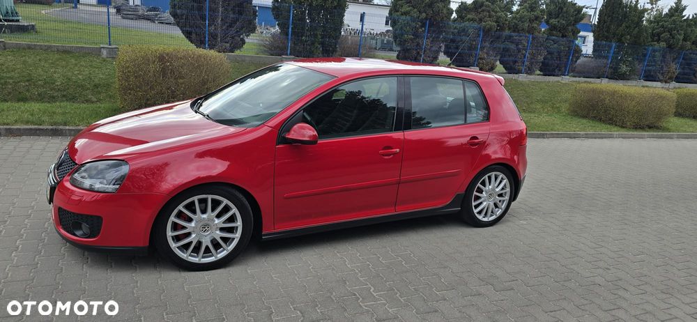 Volkswagen Golf 2.0 GTI - 2