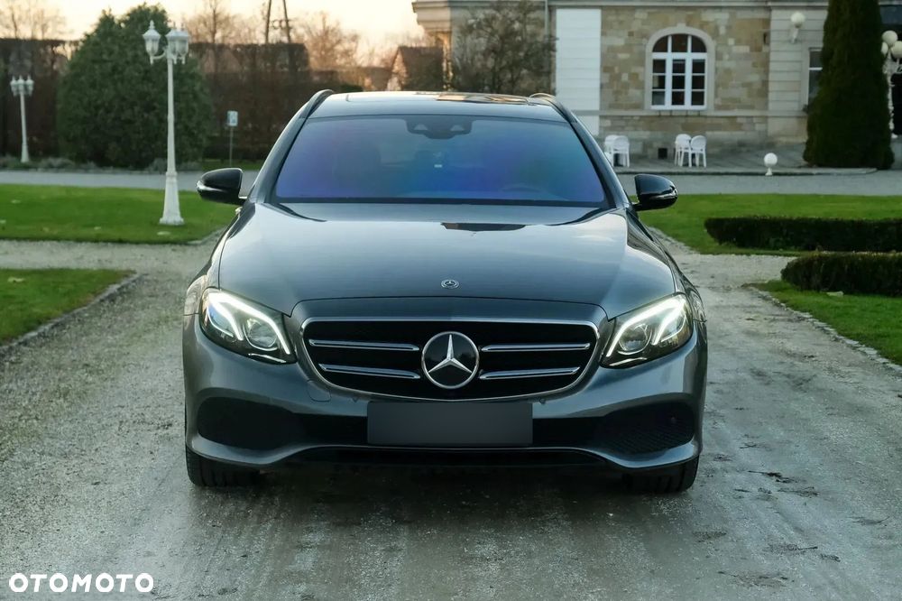 Mercedes-Benz Klasa E 220 d 9G-TRONIC - 5