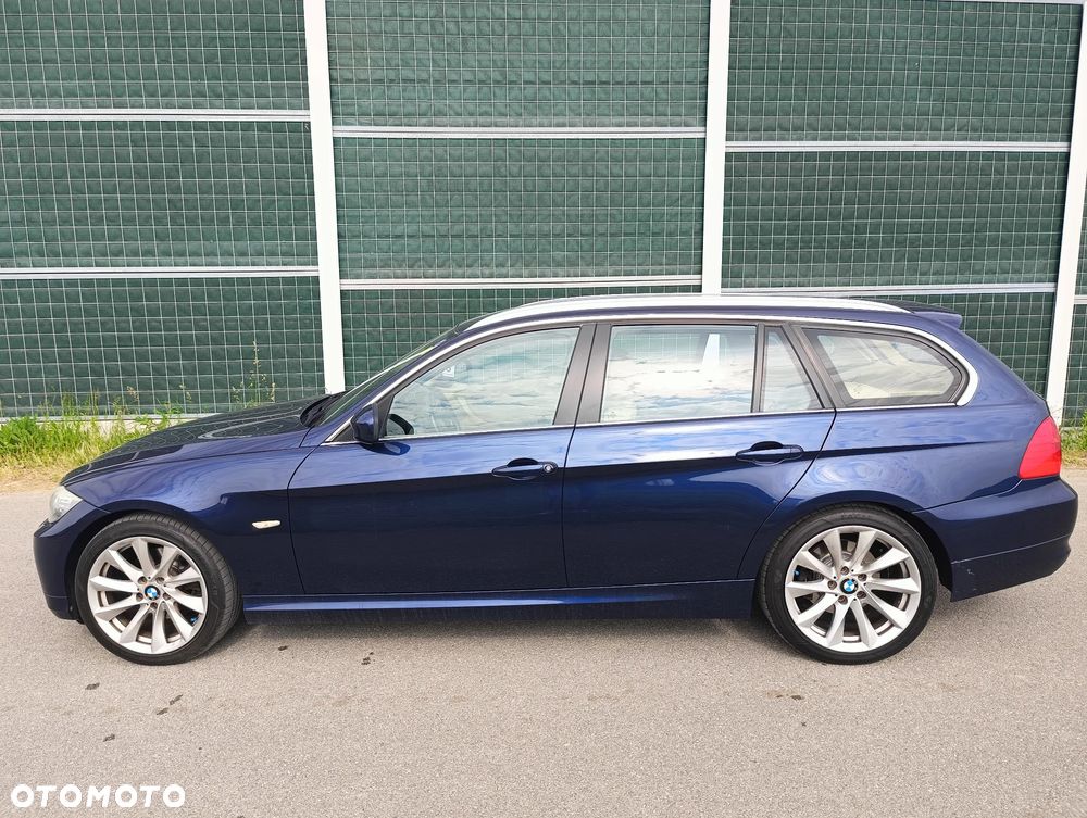 BMW Seria 3 320d xDrive DPF Touring Edition Exclusive - 5
