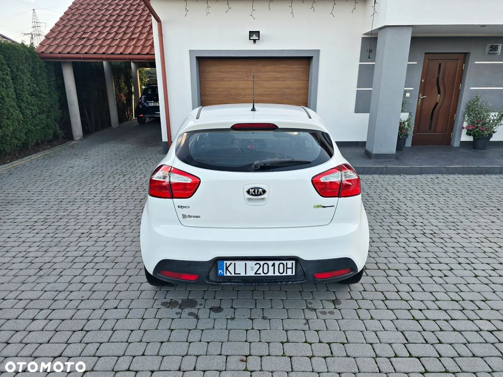 Kia Rio 1.1 CRDI Business Line - 8