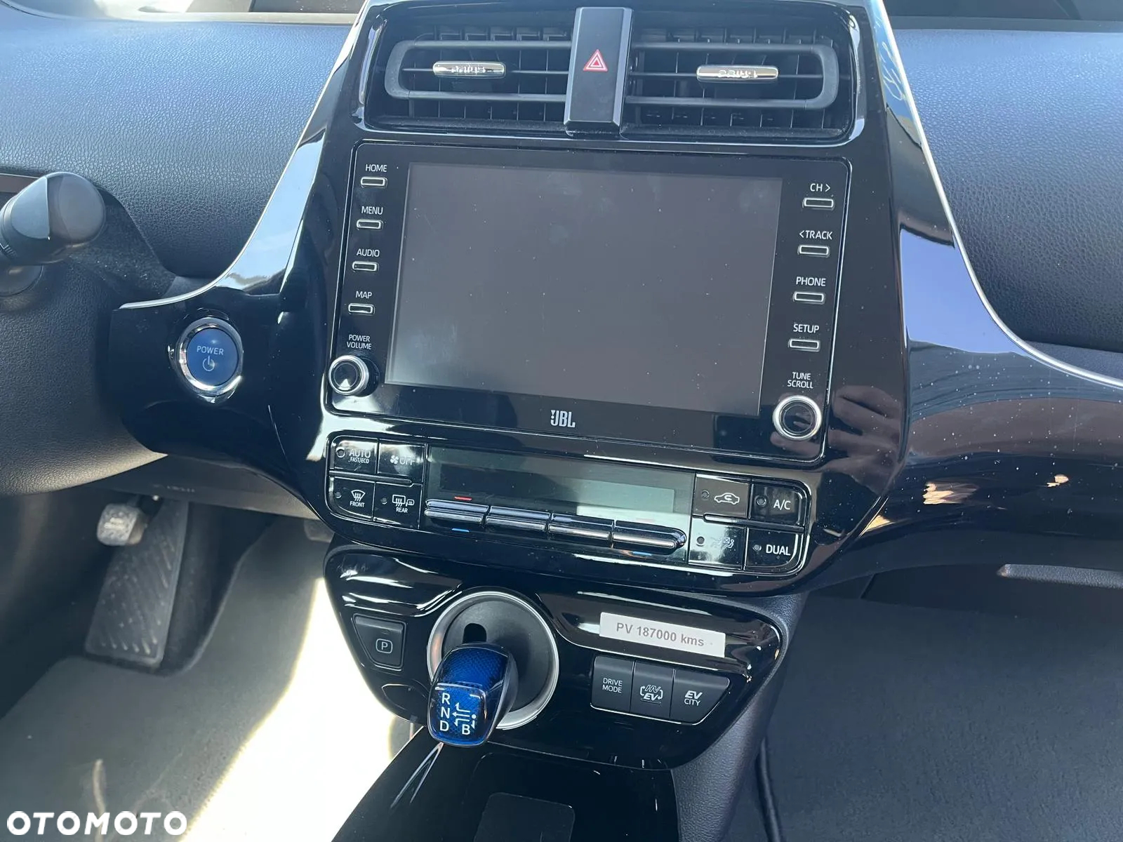 Toyota Prius - 8