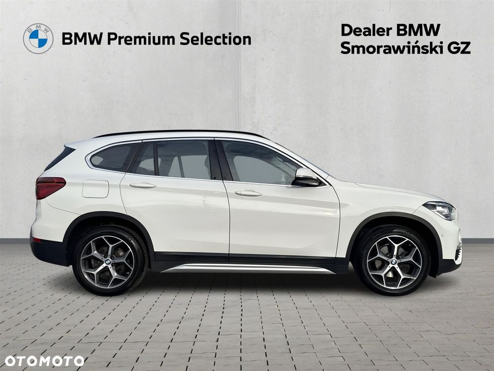 BMW X1 sDrive18i - 28