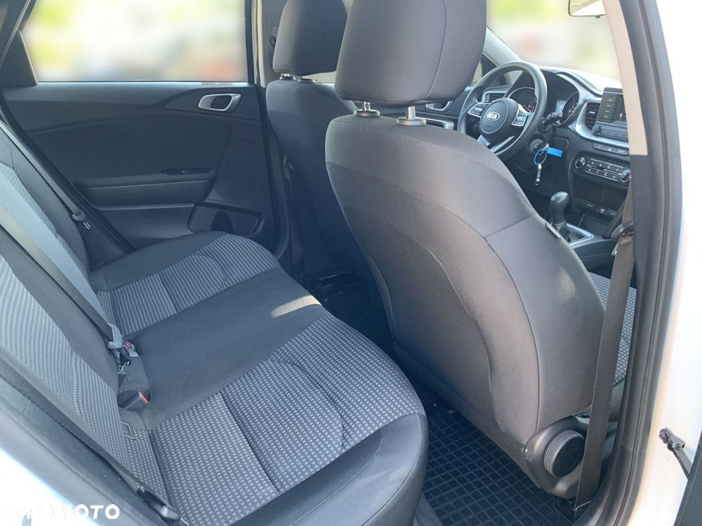 Kia Ceed 1.6 CRDi SCR S - 11