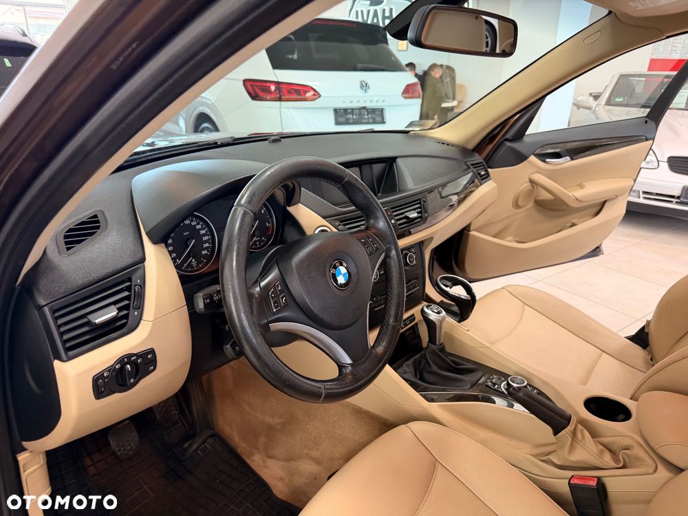 BMW X1 xDrive18d Sport Line - 21