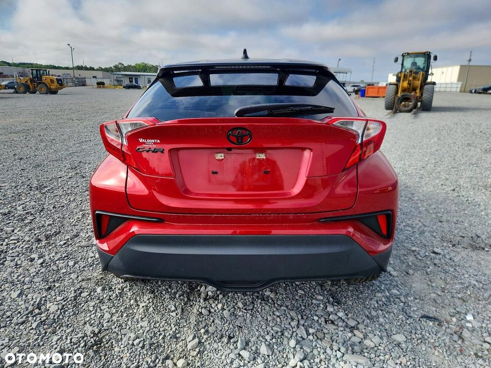 Toyota C-HR - 5